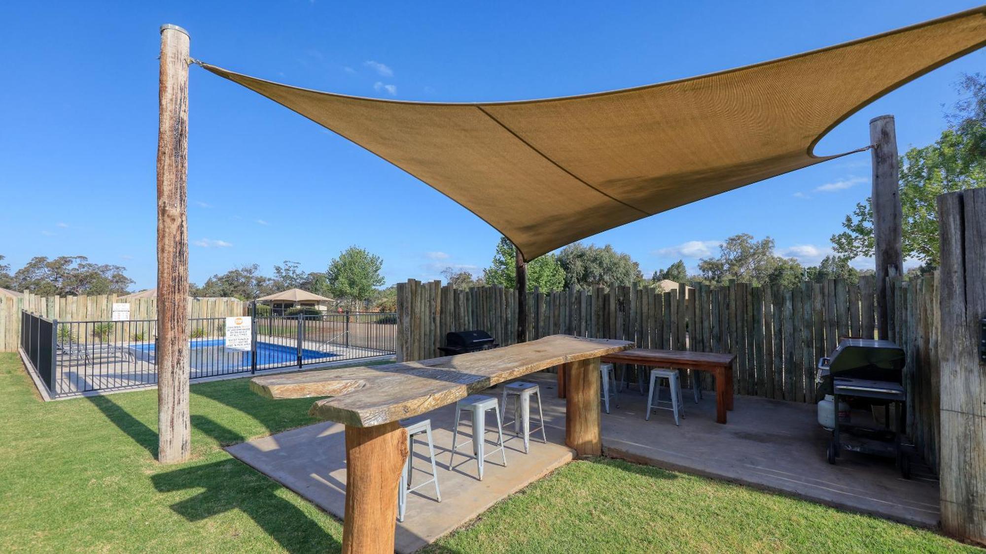 Dubbo Rhino Lodge Екстер'єр фото