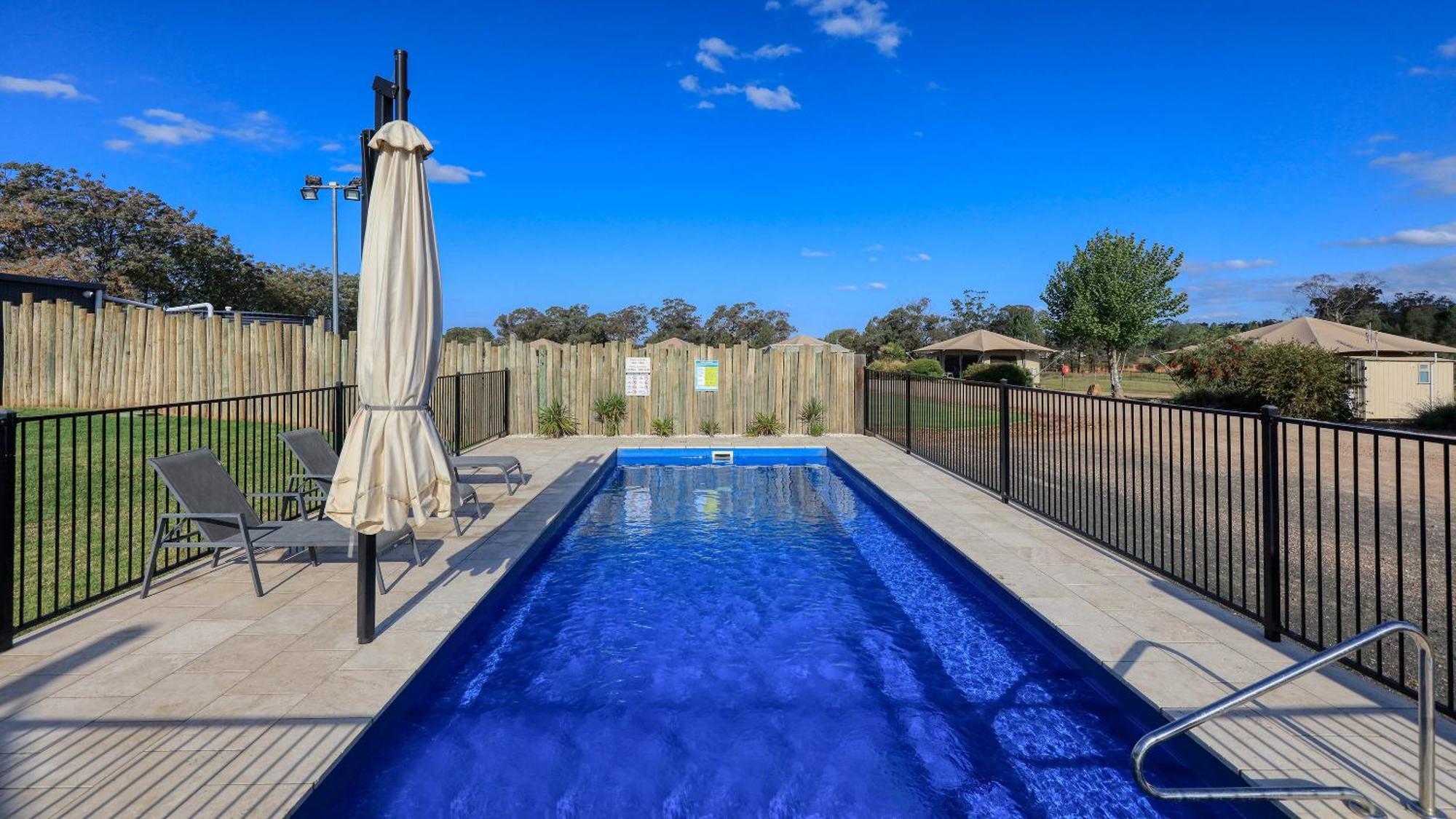 Dubbo Rhino Lodge Екстер'єр фото