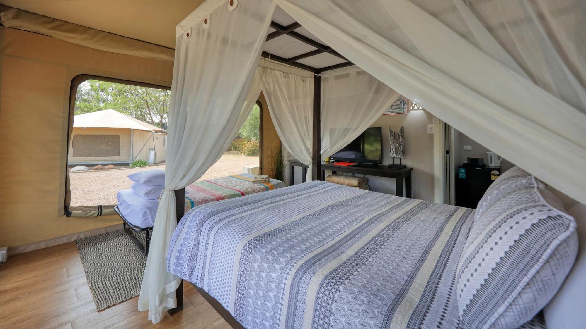 Dubbo Rhino Lodge Екстер'єр фото